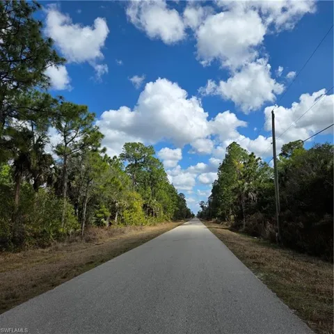 Looking down the street towards the Left. This road dead ends.