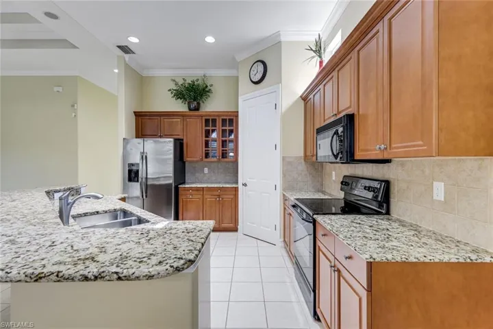 12584 Grandezza Cir, Estero, Florida 33928