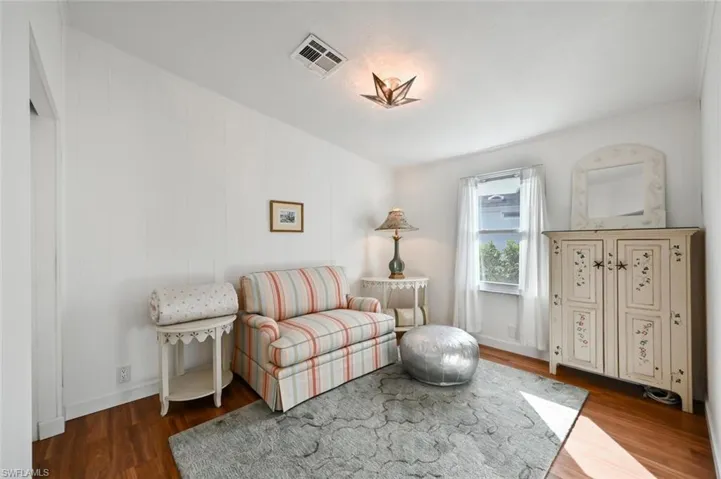 161  Belle Isle  CIR, Naples, FL 34112