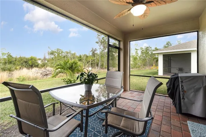 Sunroom with ceiling fan