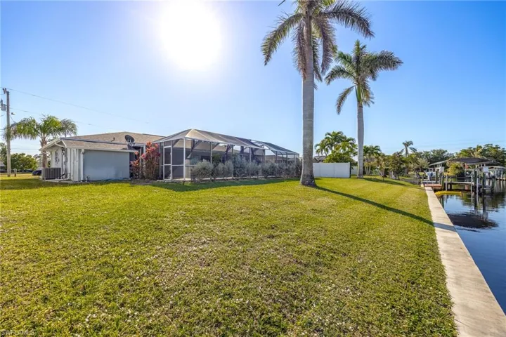 117 SE 43rd  TER, Cape Coral, FL 33904