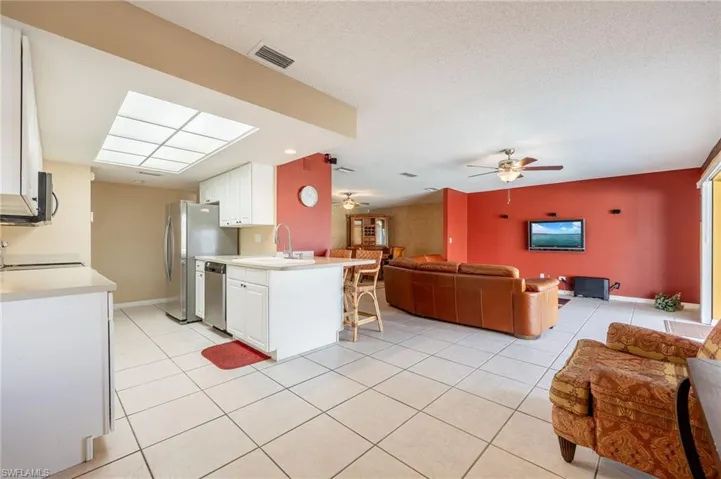 117 SE 43rd  TER, Cape Coral, FL 33904