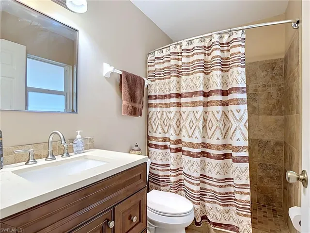361 39th Ave Ne, Naples, Florida 34120