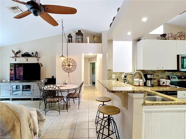361 39th Ave Ne, Naples, Florida 34120