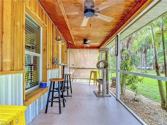 361 39th Ave Ne, Naples, Florida 34120