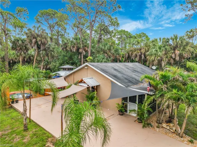 361 39th Ave Ne, Naples, Florida 34120
