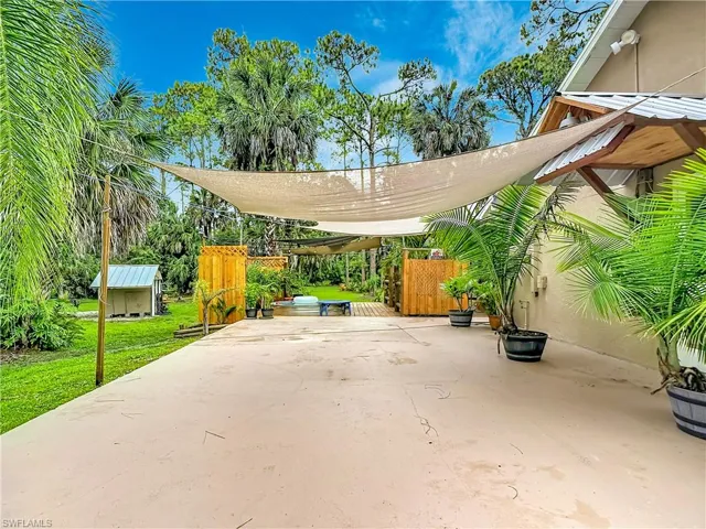 361 39th Ave Ne, Naples, Florida 34120
