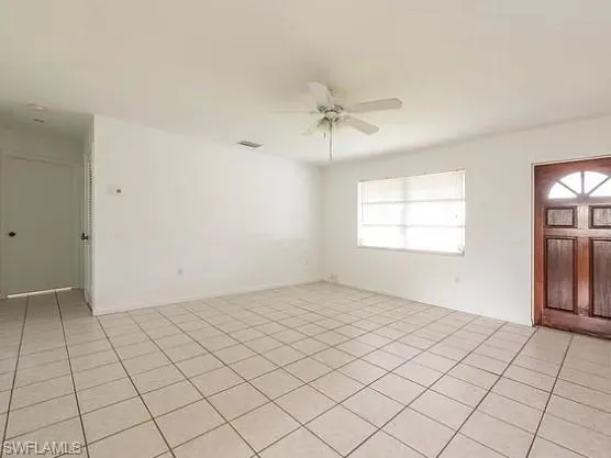 4004  12th N ST, Naples, FL 34103