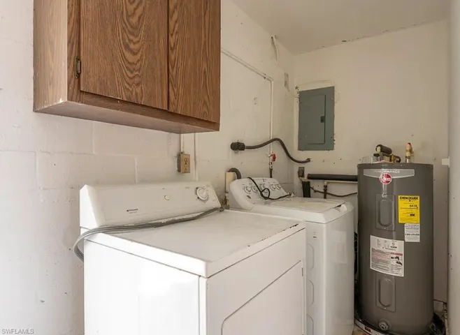 4004  12th N ST, Naples, FL 34103