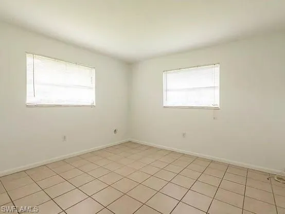 4004  12th N ST, Naples, FL 34103