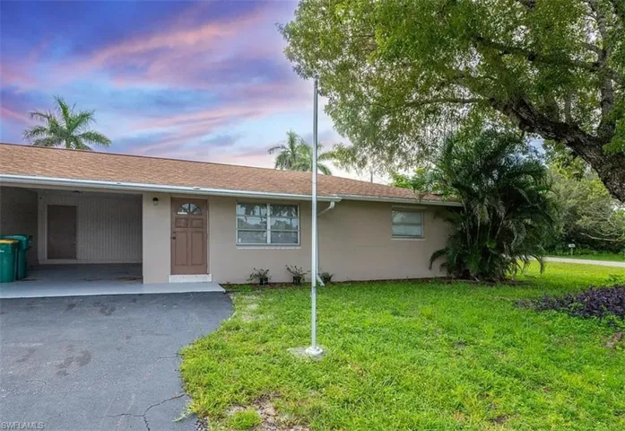 4004  12th N ST, Naples, FL 34103