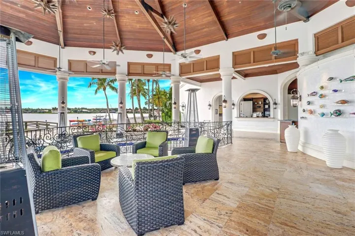 Blue Water Beach Grill