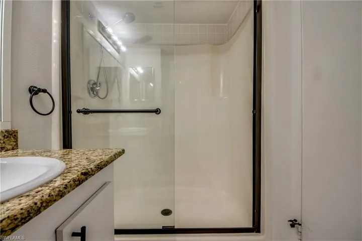 9261 Central Park Dr 106, Fort Myers, Florida 33919