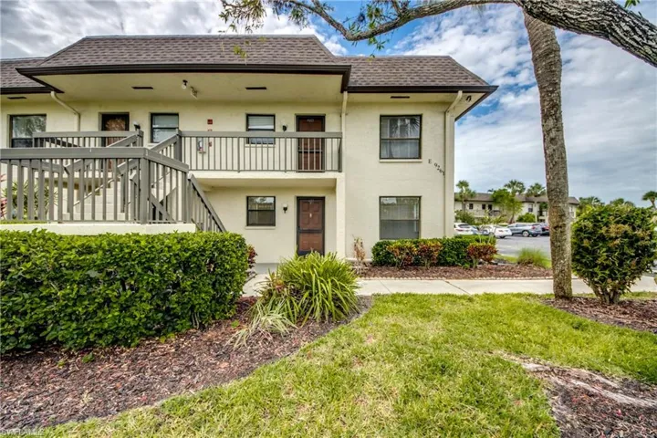 9261 Central Park Dr 106, Fort Myers, Florida 33919