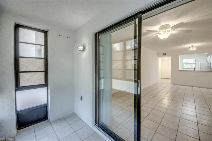9261 Central Park Dr 106, Fort Myers, Florida 33919