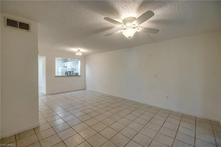 9261 Central Park Dr 106, Fort Myers, Florida 33919