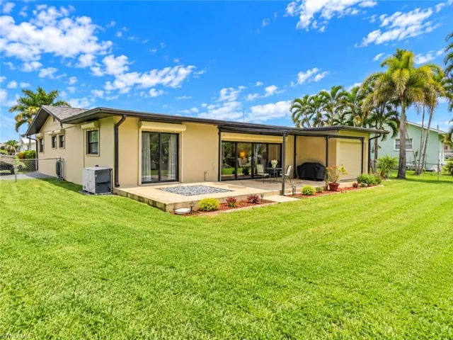 457 Grenier Dr, North Fort Myers, Florida 33903