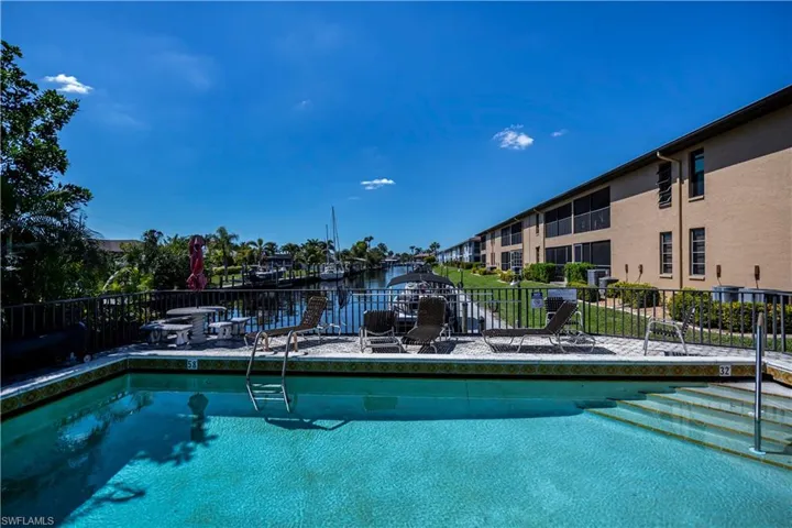 Community pool