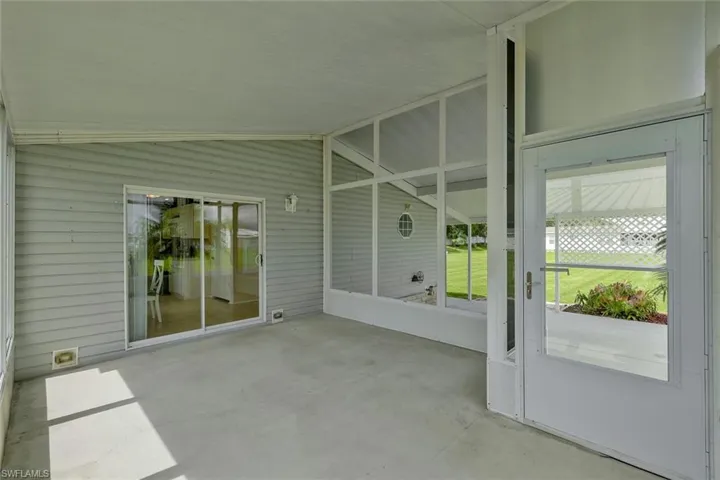 5318 Fiddleleaf Dr, Fort Myers, Florida 33905