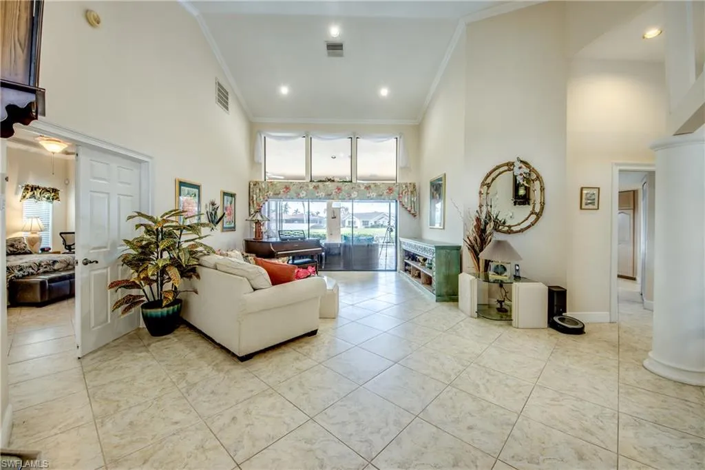3812 27th CT, Cape Coral, FL 33914,224089731