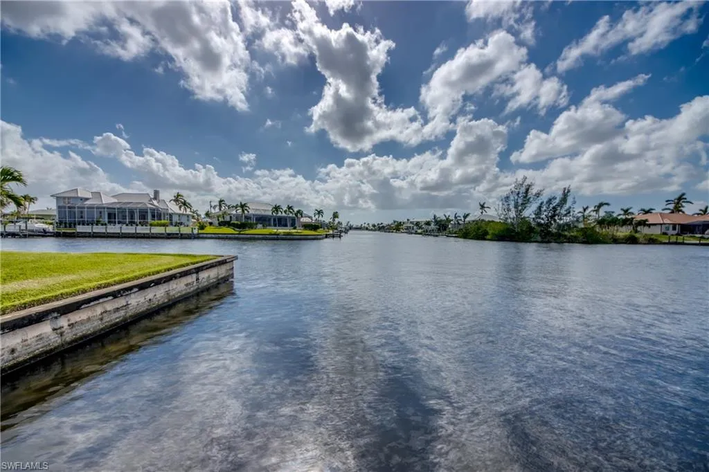 3812 27th CT, Cape Coral, FL 33914,224089731