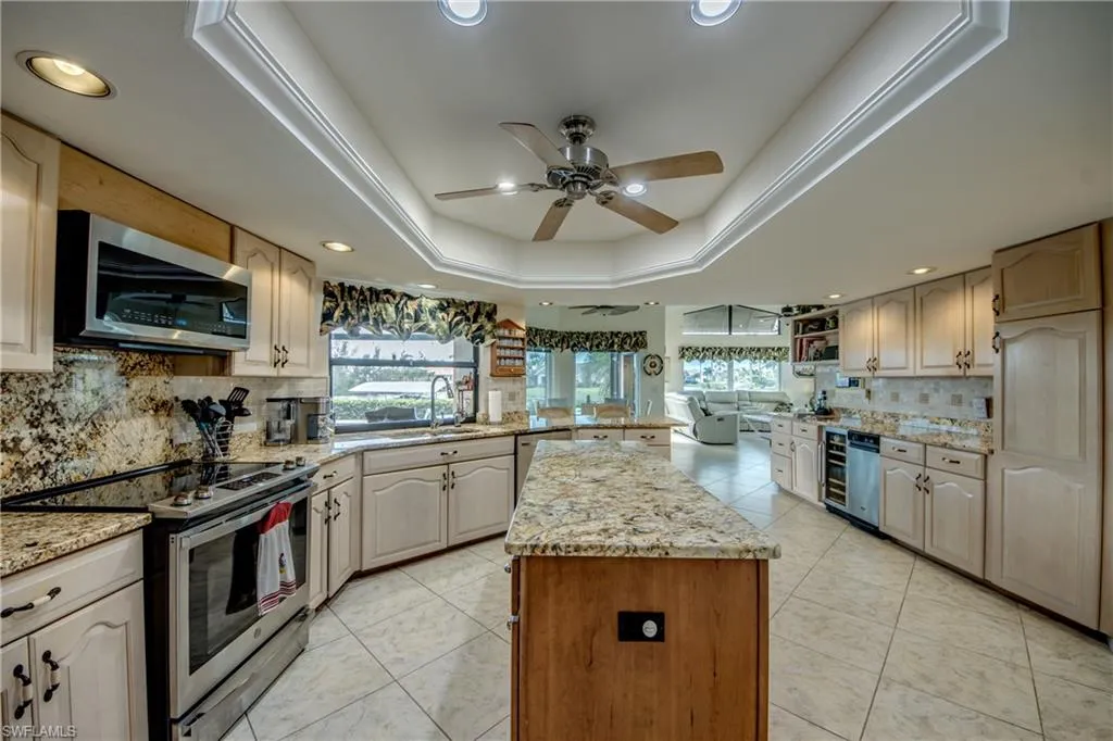 3812 27th CT, Cape Coral, FL 33914,224089731