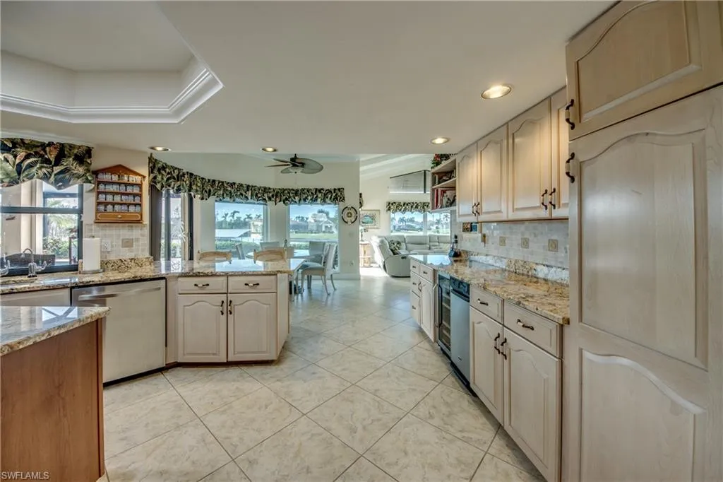 3812 27th CT, Cape Coral, FL 33914,224089731