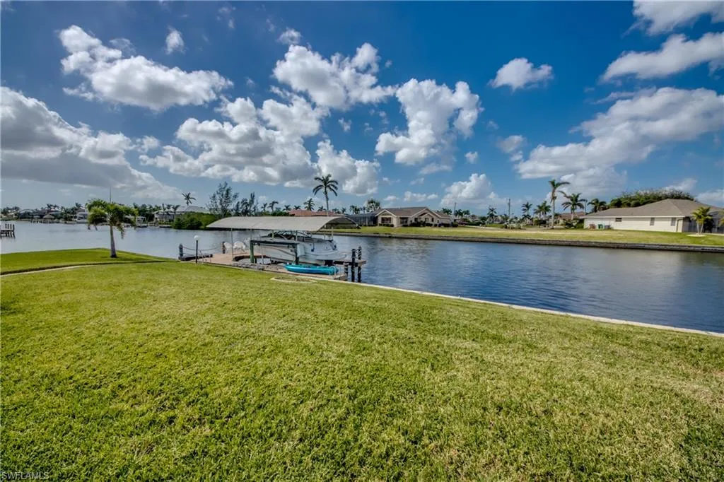 3812 27th CT, Cape Coral, FL 33914,224089731