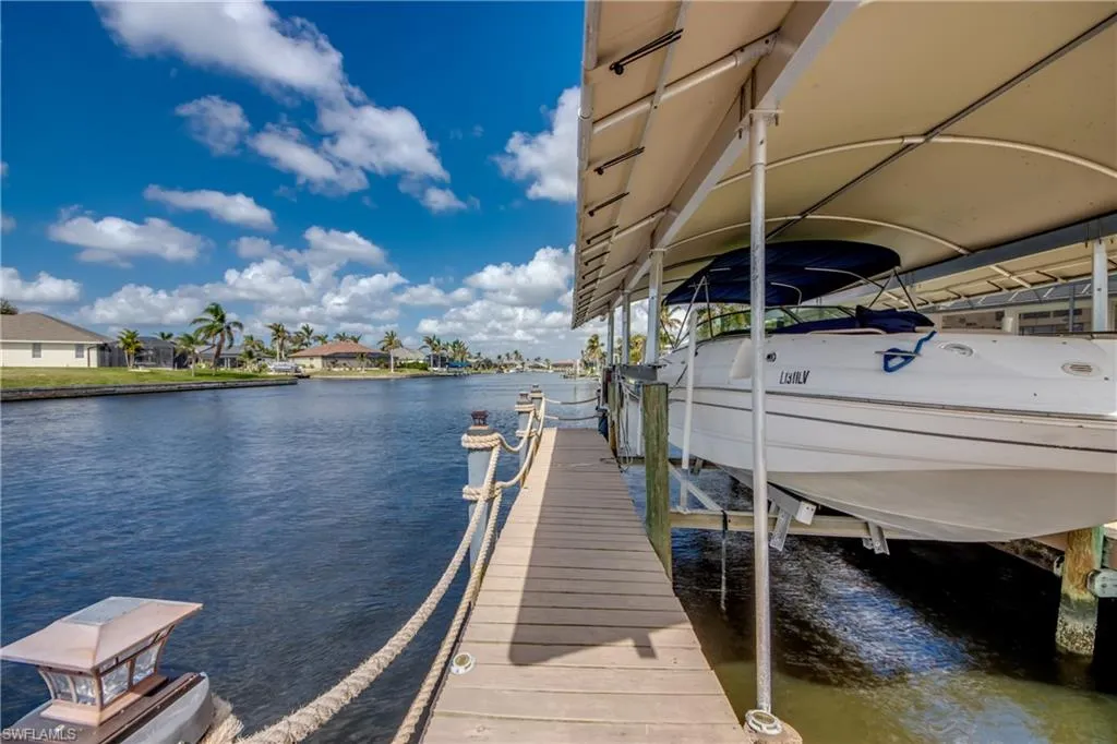 3812 27th CT, Cape Coral, FL 33914,224089731
