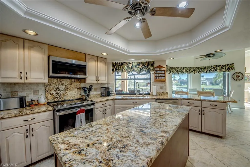 3812 27th CT, Cape Coral, FL 33914,224089731
