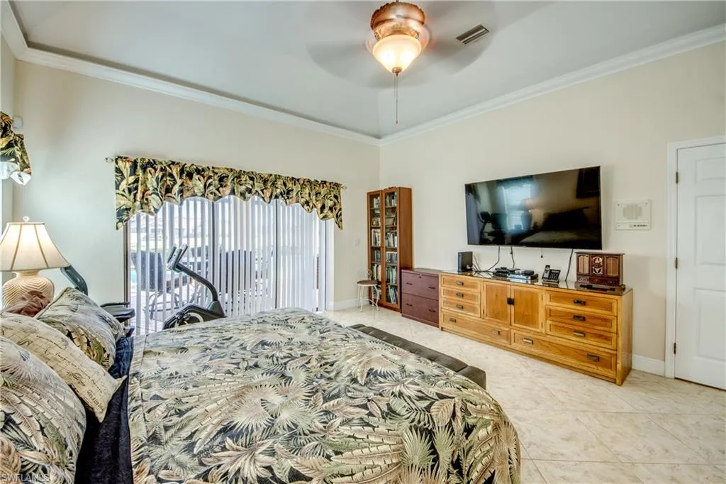 3812 27th CT, Cape Coral, FL 33914,224089731
