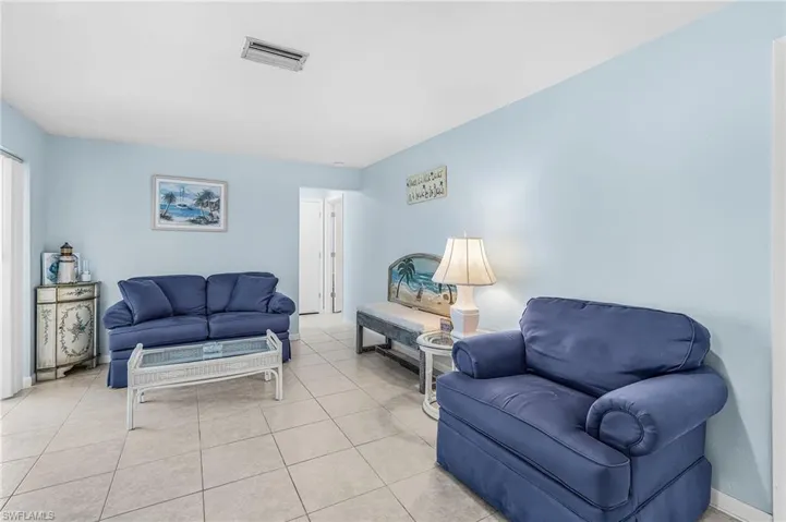 3122 SE 22nd  PL, Cape Coral, FL 33904