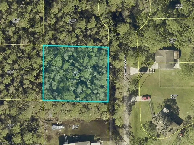 20579  Edgewood  RD, North Fort Myers, FL 33917