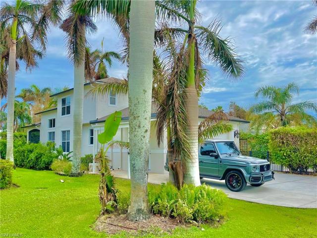 1025  Michigan  AVE, NAPLES, FL 34103