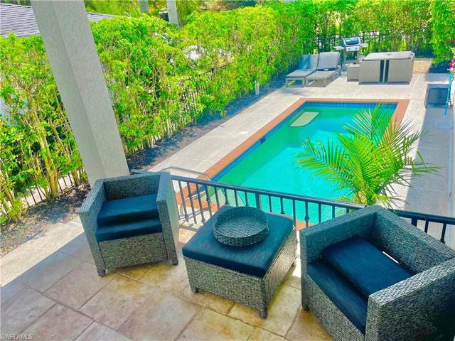 1025  Michigan  AVE, NAPLES, FL 34103