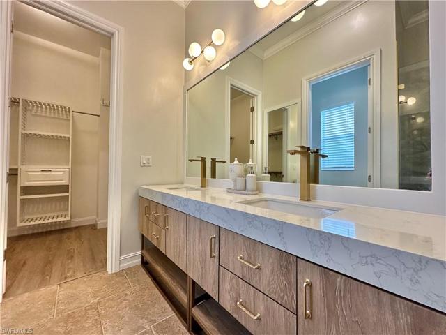1025  Michigan  AVE, NAPLES, FL 34103