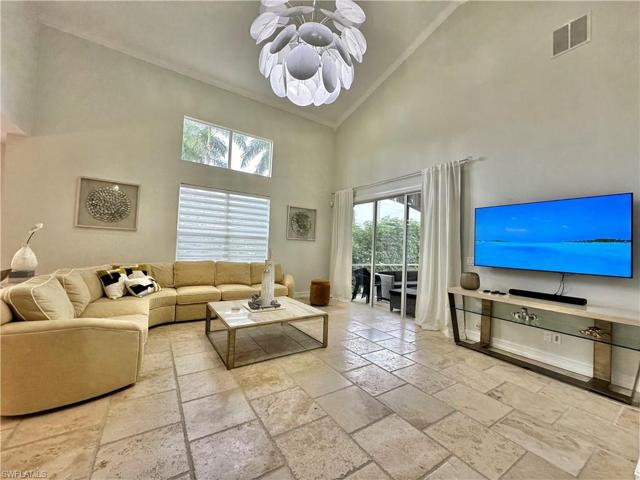 1025  Michigan  AVE, NAPLES, FL 34103