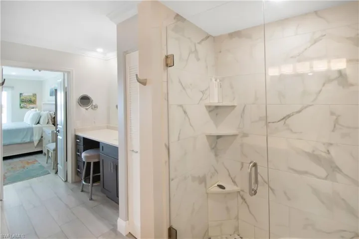 60 Pelican St W 505, Naples, Florida 34113