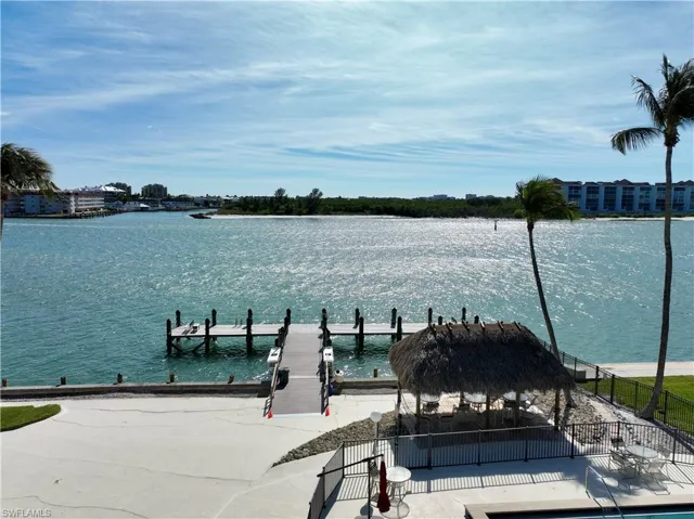 60 Pelican St W 505, Naples, Florida 34113
