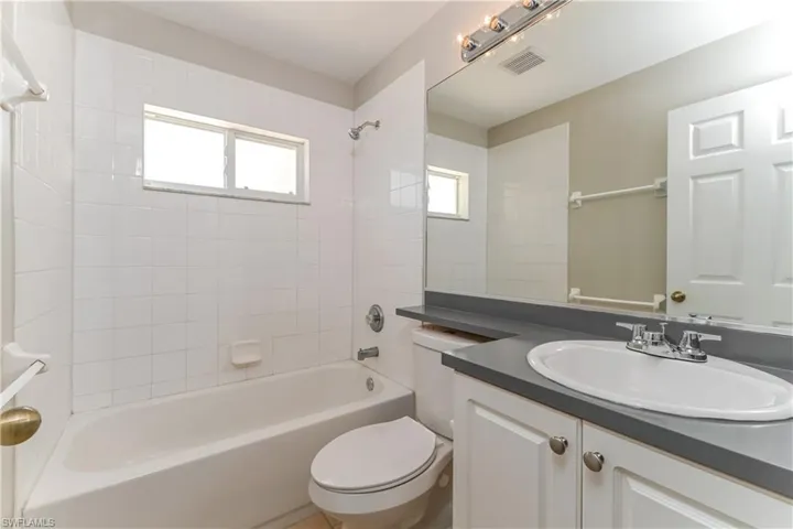 162 Se 18th St, Cape Coral, Florida 33990