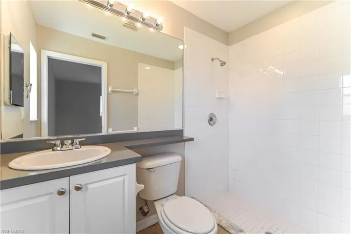 162 Se 18th St, Cape Coral, Florida 33990