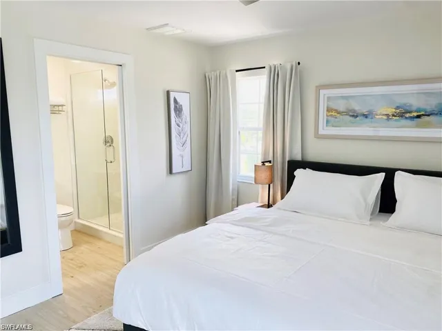 803  104th N AVE, Naples, FL 34108