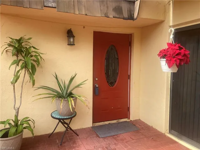 Front Entry to Residence