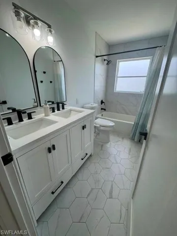 5305 Cocoa Ct, Cape Coral, Florida 33904