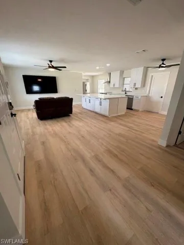 5305 Cocoa Ct, Cape Coral, Florida 33904