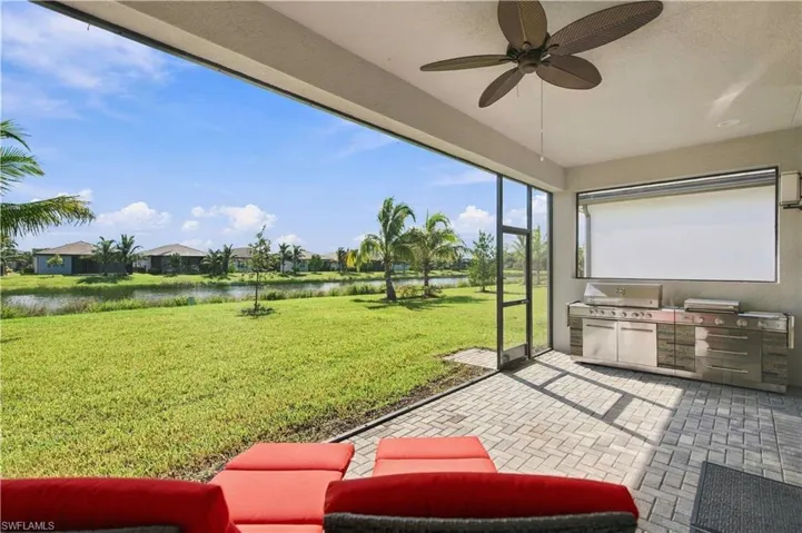 Screened lanai, Outdoor Kitchen, Room for Pool, Lake View