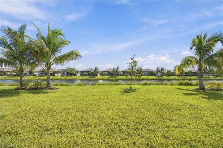 huge yard, room for pool, lake view