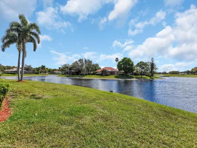 Peaceful Lakefront Setting
