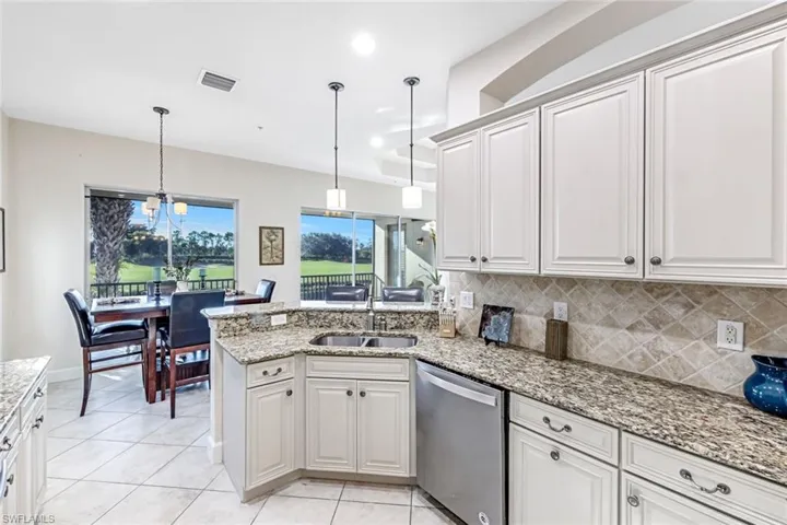 9537  Ironstone  TER, Naples, FL 34120