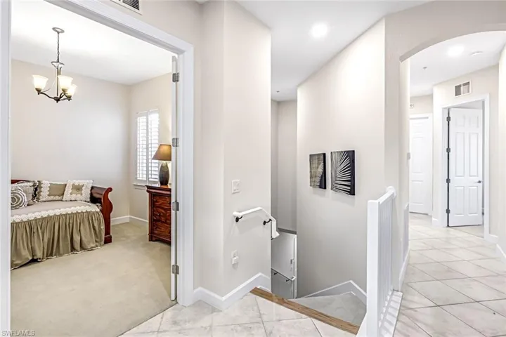 9537  Ironstone  TER, Naples, FL 34120